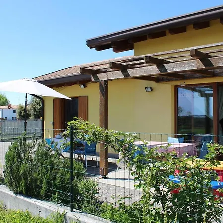 Madi Bed & Breakfast 3*